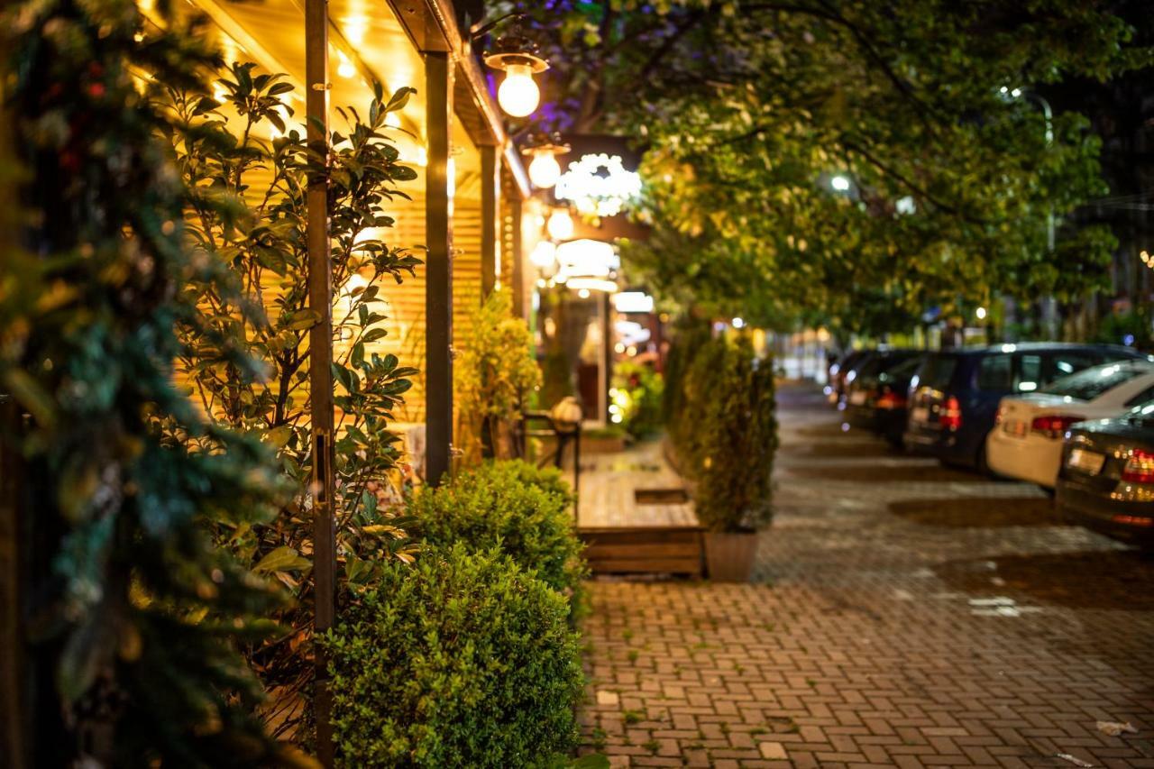 Boulevard Exclusive Priștina Exterior foto